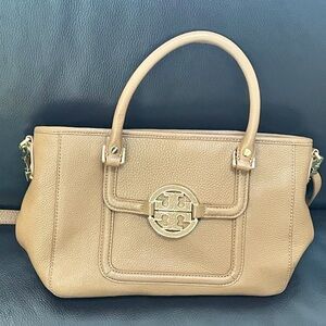 Tory Burch Robinson Tan Brown Bag Handbag Tote